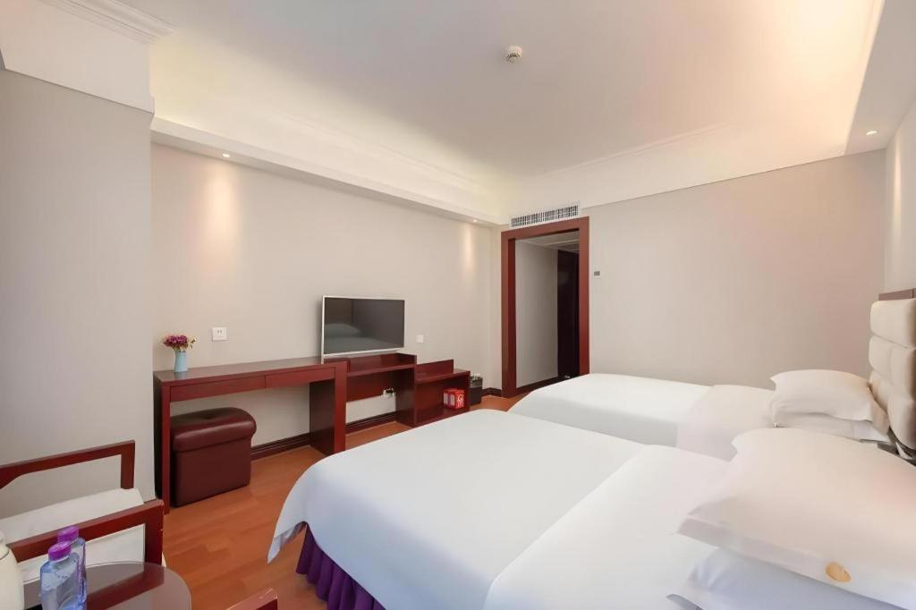 Overseas Chinese Hotel Zhuhai Eksteriør billede