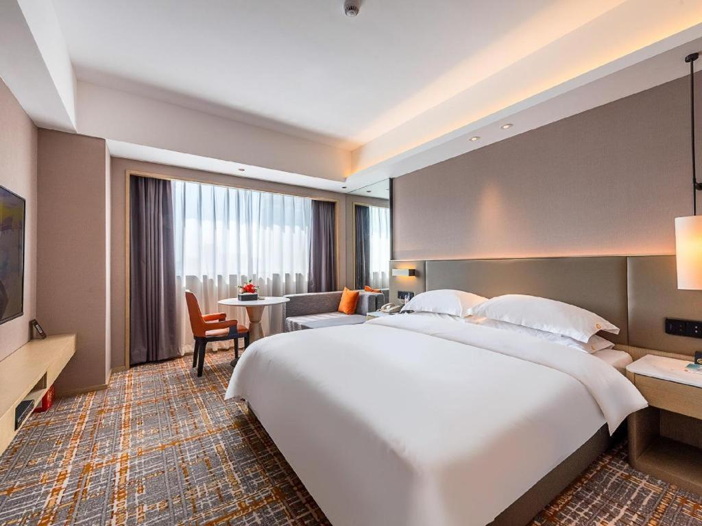 Overseas Chinese Hotel Zhuhai Eksteriør billede