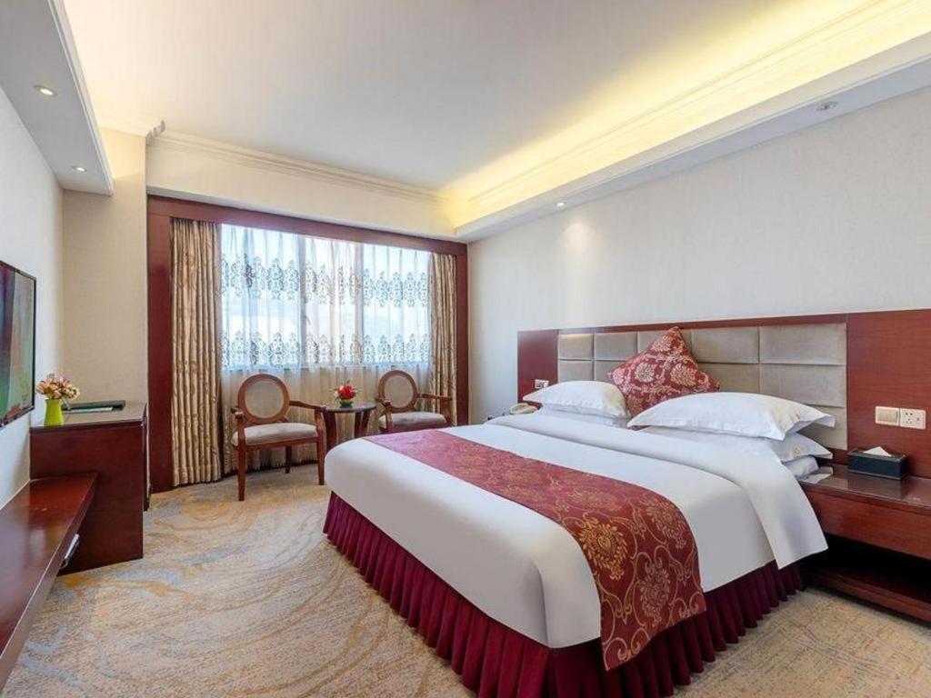Overseas Chinese Hotel Zhuhai Eksteriør billede