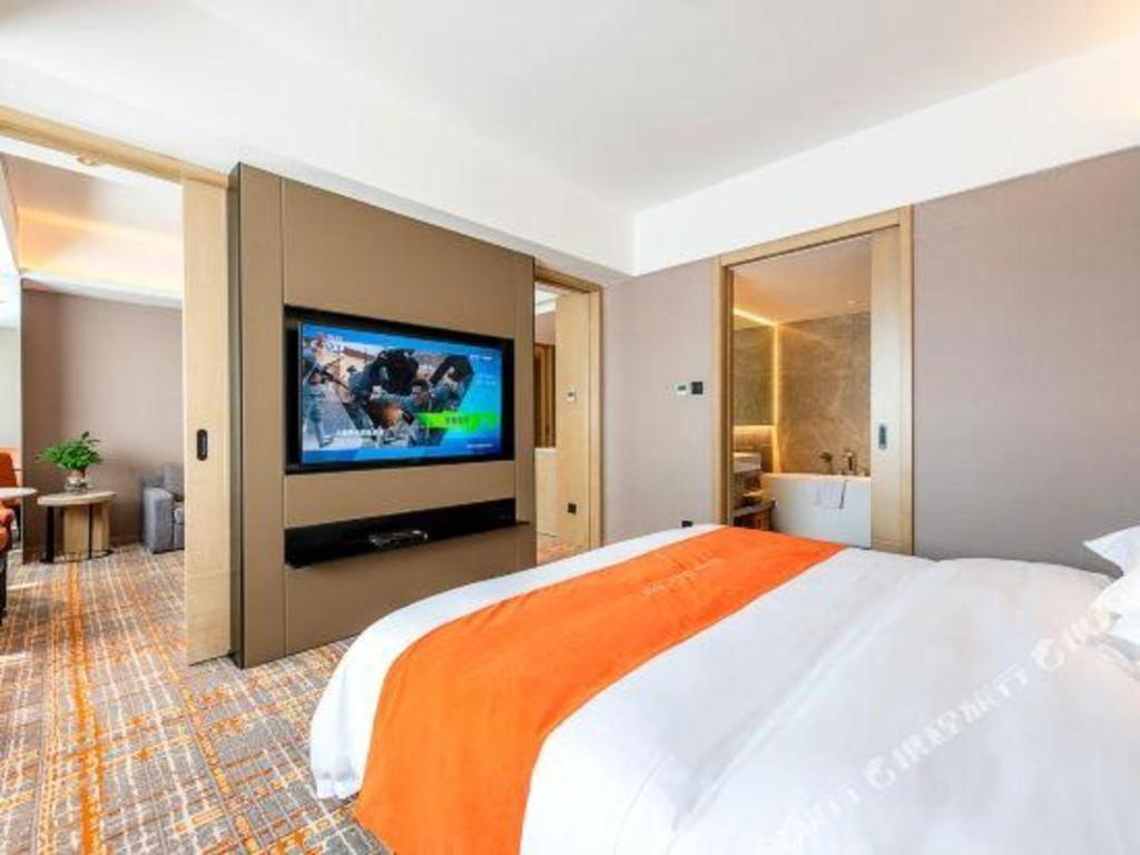 Overseas Chinese Hotel Zhuhai Eksteriør billede