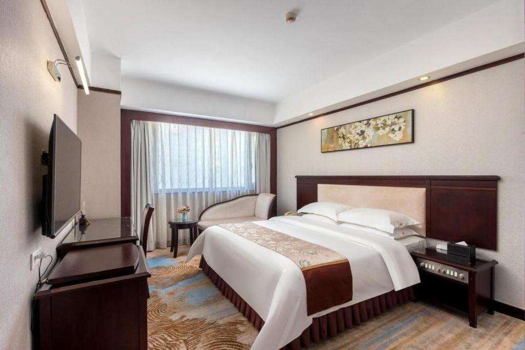 Overseas Chinese Hotel Zhuhai Eksteriør billede