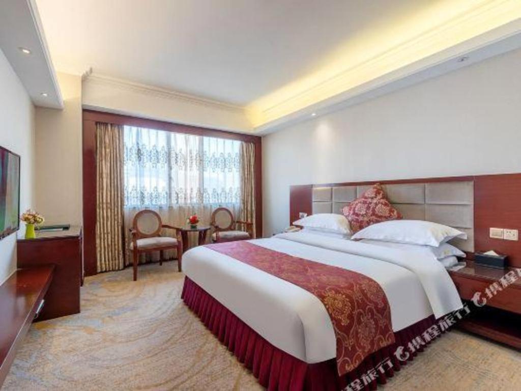 Overseas Chinese Hotel Zhuhai Eksteriør billede